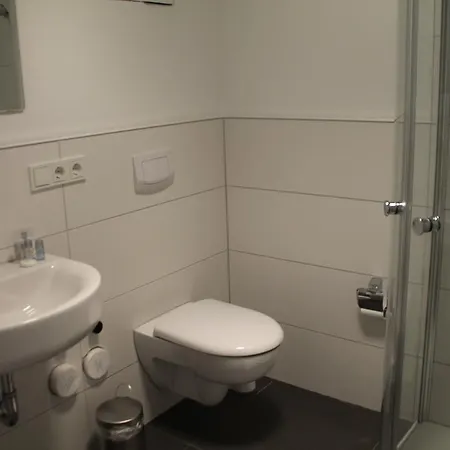 Gaestehaus Wilhelmshoehe 3*