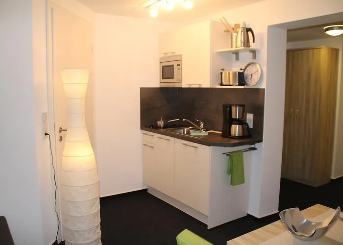 Gaestehaus Wilhelmshoehe 3* 부츠바흐